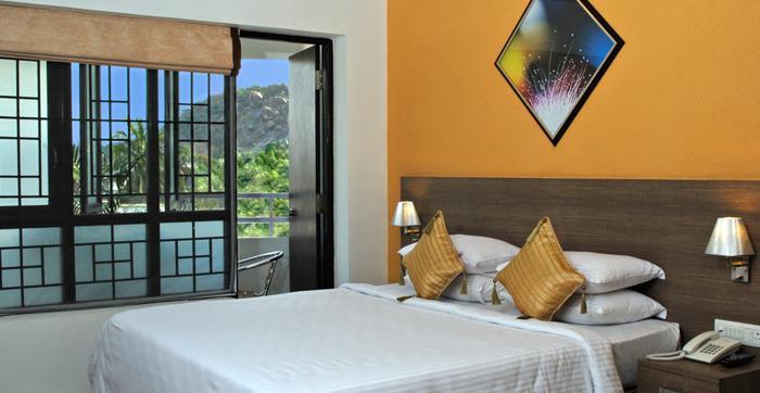 Arpanaa Hotel Tiruvannāmalai Zewnętrze zdjęcie