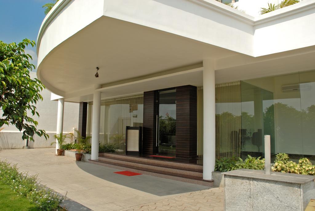 Arpanaa Hotel Tiruvannāmalai Zewnętrze zdjęcie