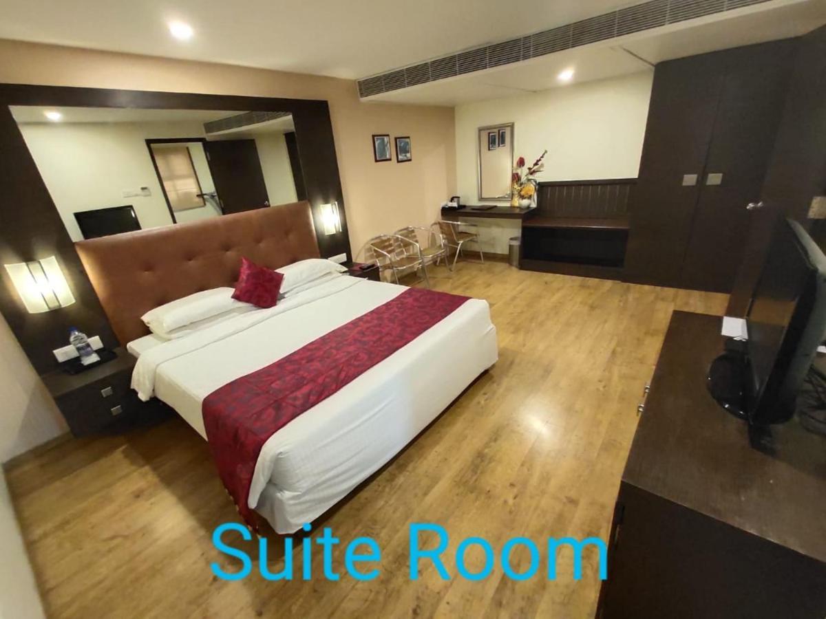Arpanaa Hotel Tiruvannāmalai Zewnętrze zdjęcie